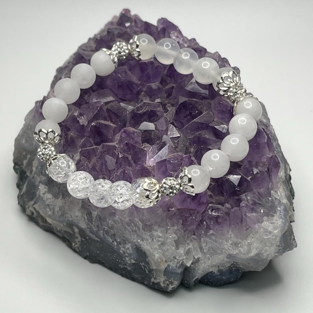 3/$40 NWOT Handmade Gemstone Iridescent Women's Bracelet
